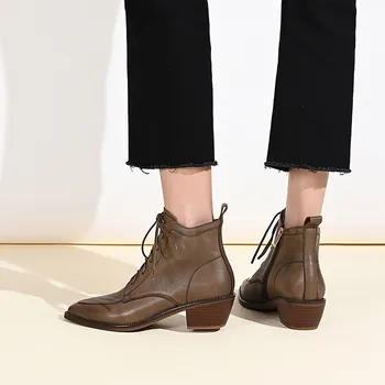 2023 Nove zimske ženske čizme s oštrim vrhom, ženske cipele na ne сужающемся dolje masivnim pete, kratke čizme u western stilu u retro stilu, čizme od kože - Slika 2  